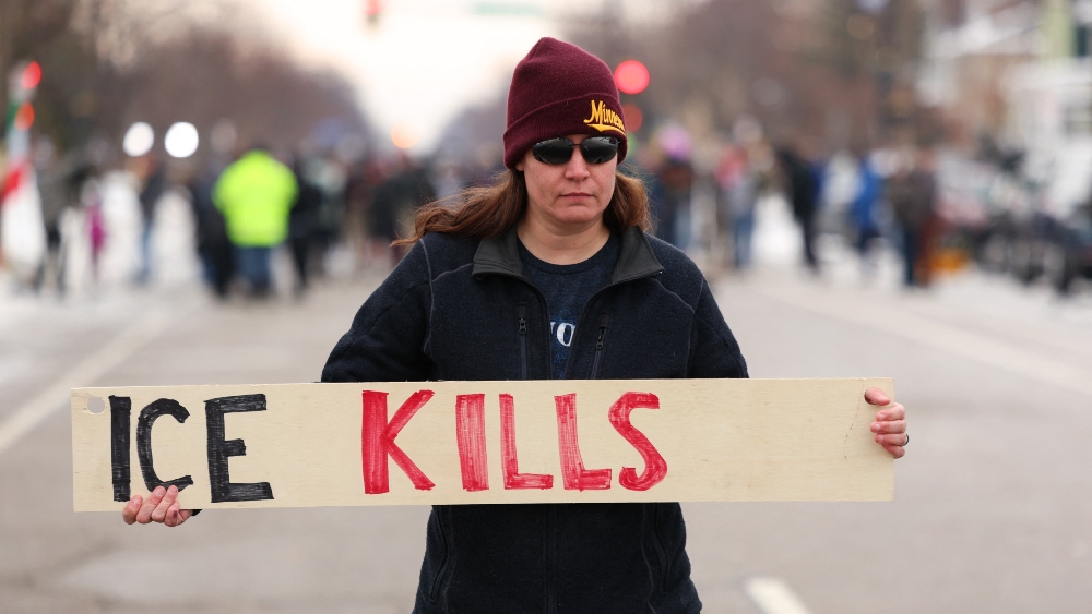 ICE officer with prior use-of-force incident identified in Minneapolis shooting